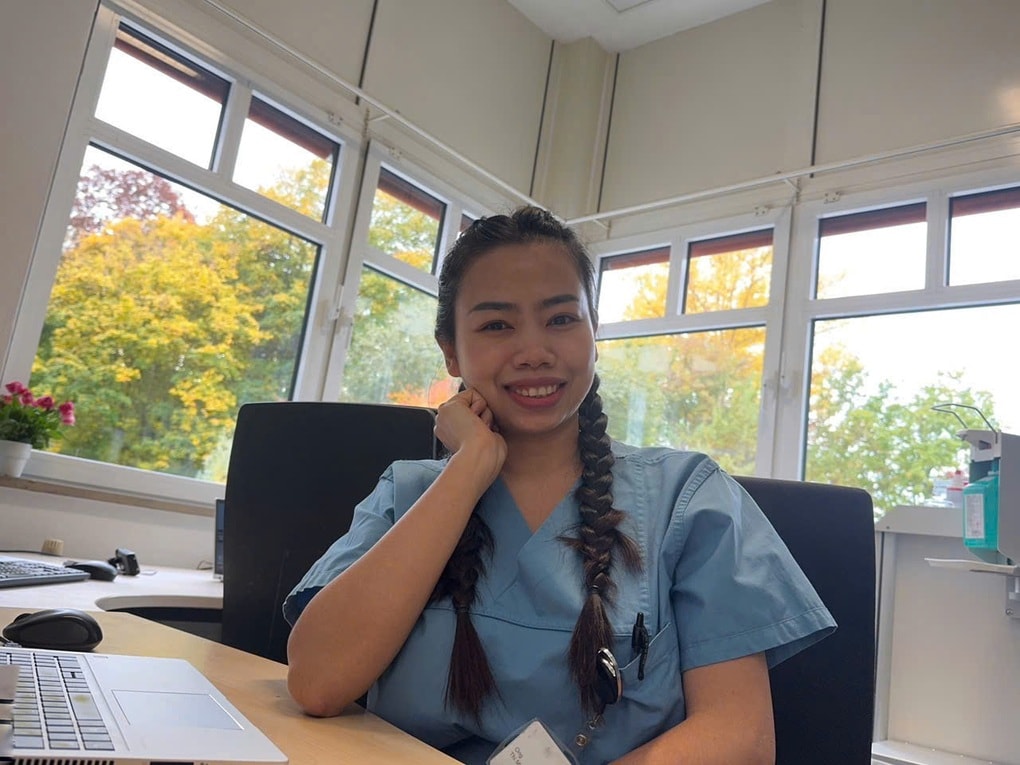 Công việc dỗ dành bệnh nhân như trẻ con nhưng sơ hở là mất việc - 3