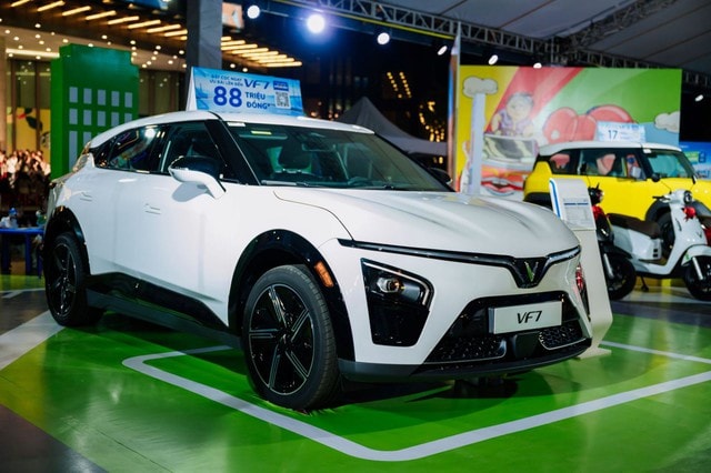 VinFast VF 7 là lựa chọn “chất thể thao” của người trẻ - Ảnh 1.