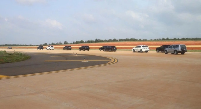 Tỉnh Lâm Đồng đề nghị dừng BOT, đấu thầu chọn nhà đầu tư cho sân bay Phan Thiết - Ảnh 1.