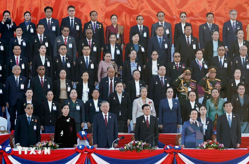 Tổng Bí thư Tô Lâm và Phu nhân dự Lễ kỷ niệm 50 năm Quốc khánh nước CHDCND Lào (2/12/1975 - 2/12/2025). (Ảnh: TTXVN)