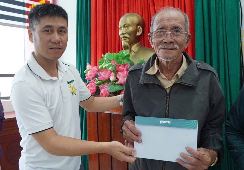 Hỗ trợ 170 triệu đồng giúp người dân Gia Lai bị sập nhà do bão lũ - 4