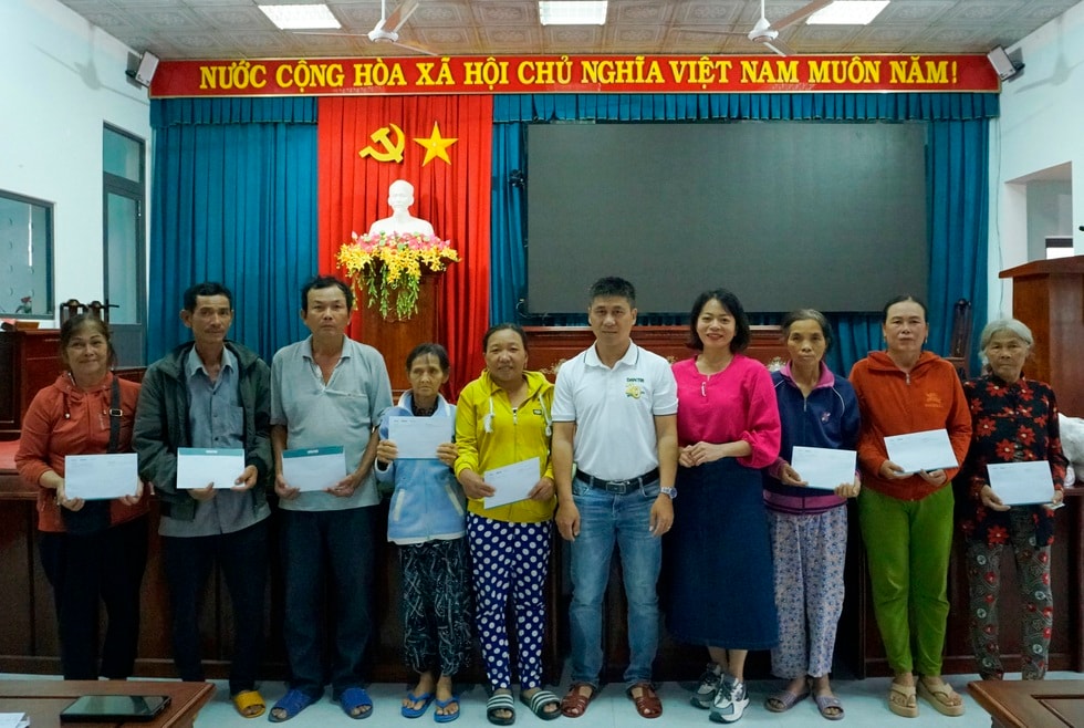 Hỗ trợ 170 triệu đồng giúp người dân Gia Lai bị sập nhà do bão lũ - 3