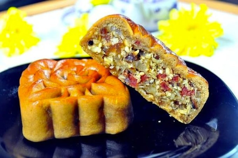 Khách ở sân bay tại TPHCM cố ăn 30 cái bánh bột lọc vì bị cấm mang tới Nhật - 3 Khách ở sân bay tại TPHCM cố ăn 30 cái bánh bột lọc vì bị cấm mang tới Nhật - 3