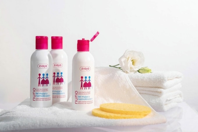 Ziaja Nuno Zel Myjacy Normalizujacy - gel rửa mặt ngừa mụn trứng cá Nuno. Ảnh: Ziaja