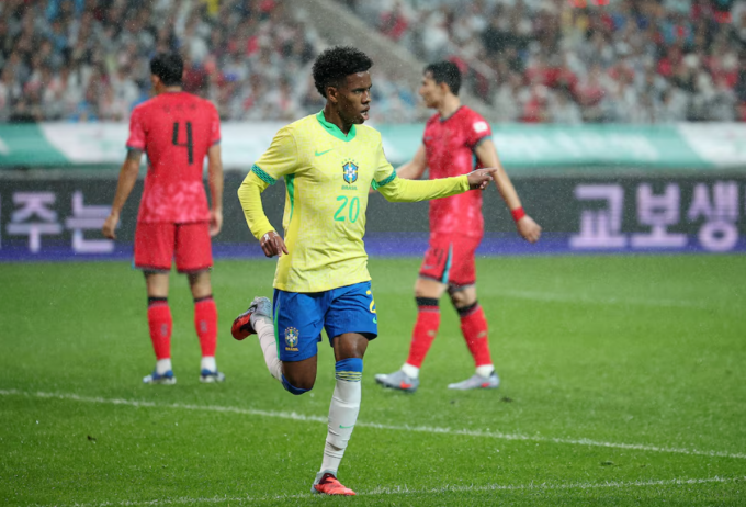 Estevao mừng bàn mở tỷ số trong trận giao hữu Brazil thắng Hàn Quốc 5-0 tại sân Seoul World Cup, Seoul, Hàn Quốc ngày 10/10/2025. Ảnh: Reuters