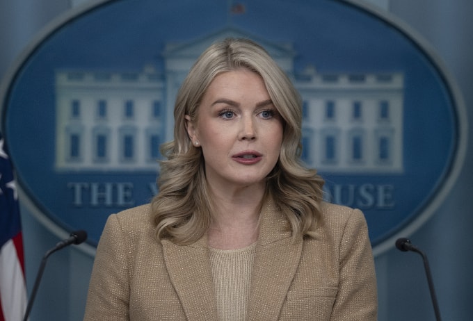 Thư ký báo chí Nhà Trắng Karoline Leavitt tại cuộc họp báo ngày 1/12. Ảnh: Reuters