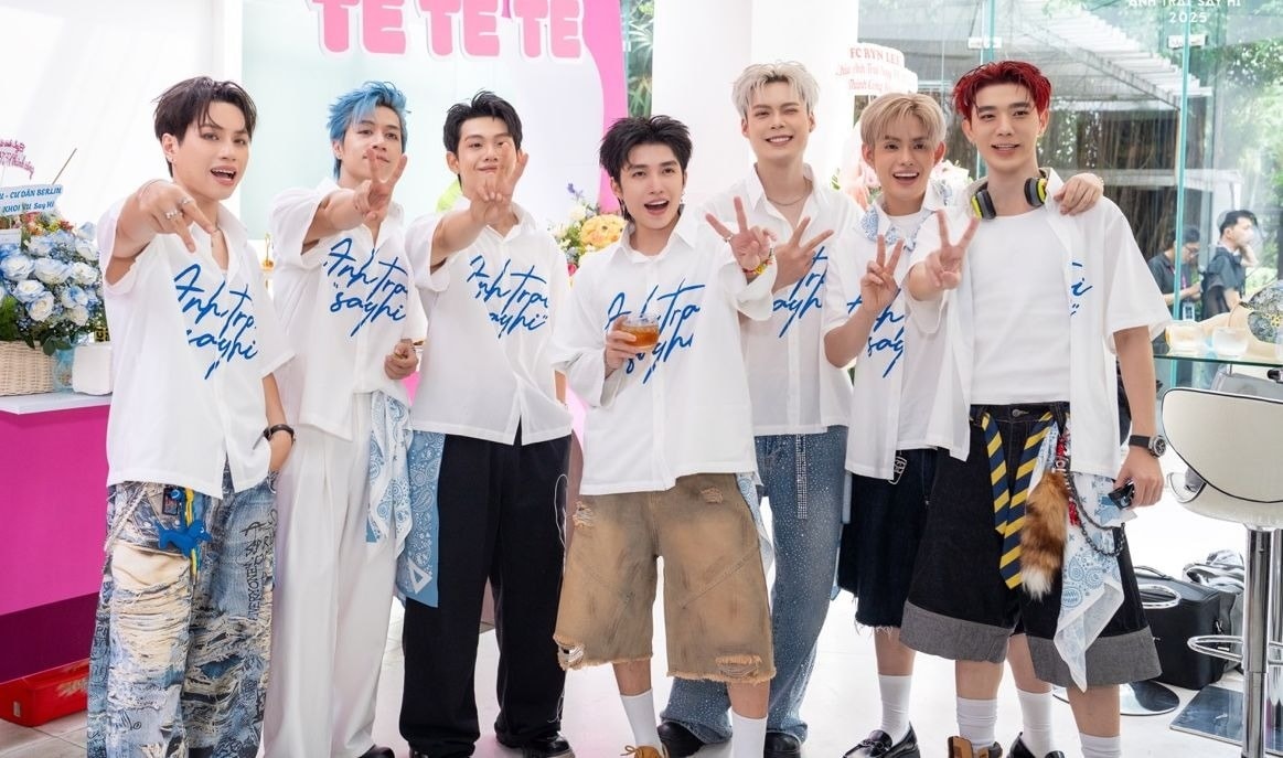 Anh trai ảnh 1 Anh trai anh 1