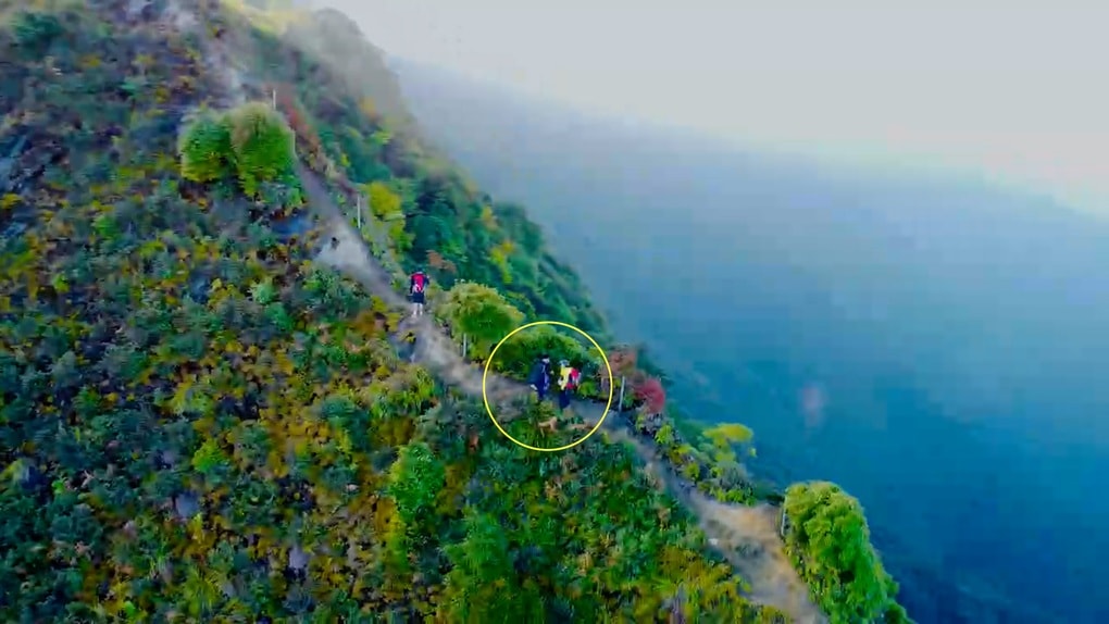 Nữ du khách tố bị người dẫn đoàn quấy rối khi trekking ở Tà Xùa Lào Cai - 1 Nữ du khách tố bị người dẫn đoàn quấy rối khi trekking ở Tà Xùa Lào Cai - 1