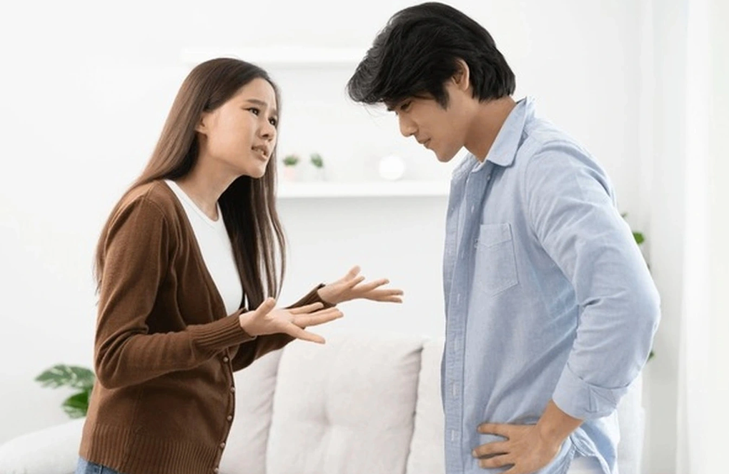 Tôi thẳng tay tát chồng vì... bị đòi 200.000 đồng - 1 Tôi thẳng tay tát chồng vì... bị đòi 200.000 đồng - 1