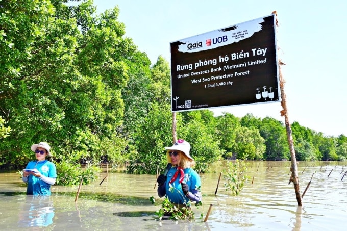 Bà Đỗ Thị Thanh Huyền, Nhà sáng lập, Giám đốc Trung tâm Bảo tồn Thiên nhiên Gaia. Ảnh: UOB Việt Nam