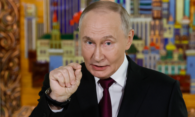 Tổng thống Nga Vladimir Putin phát biểu với báo giới tại Moskva hôm 2/12. Ảnh: AP