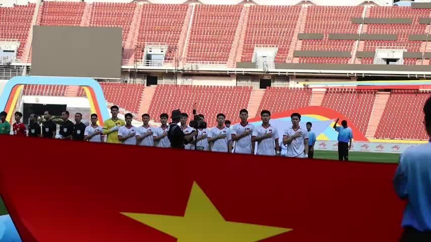 Việt Nam và Lào hát quốc ca không nhạc