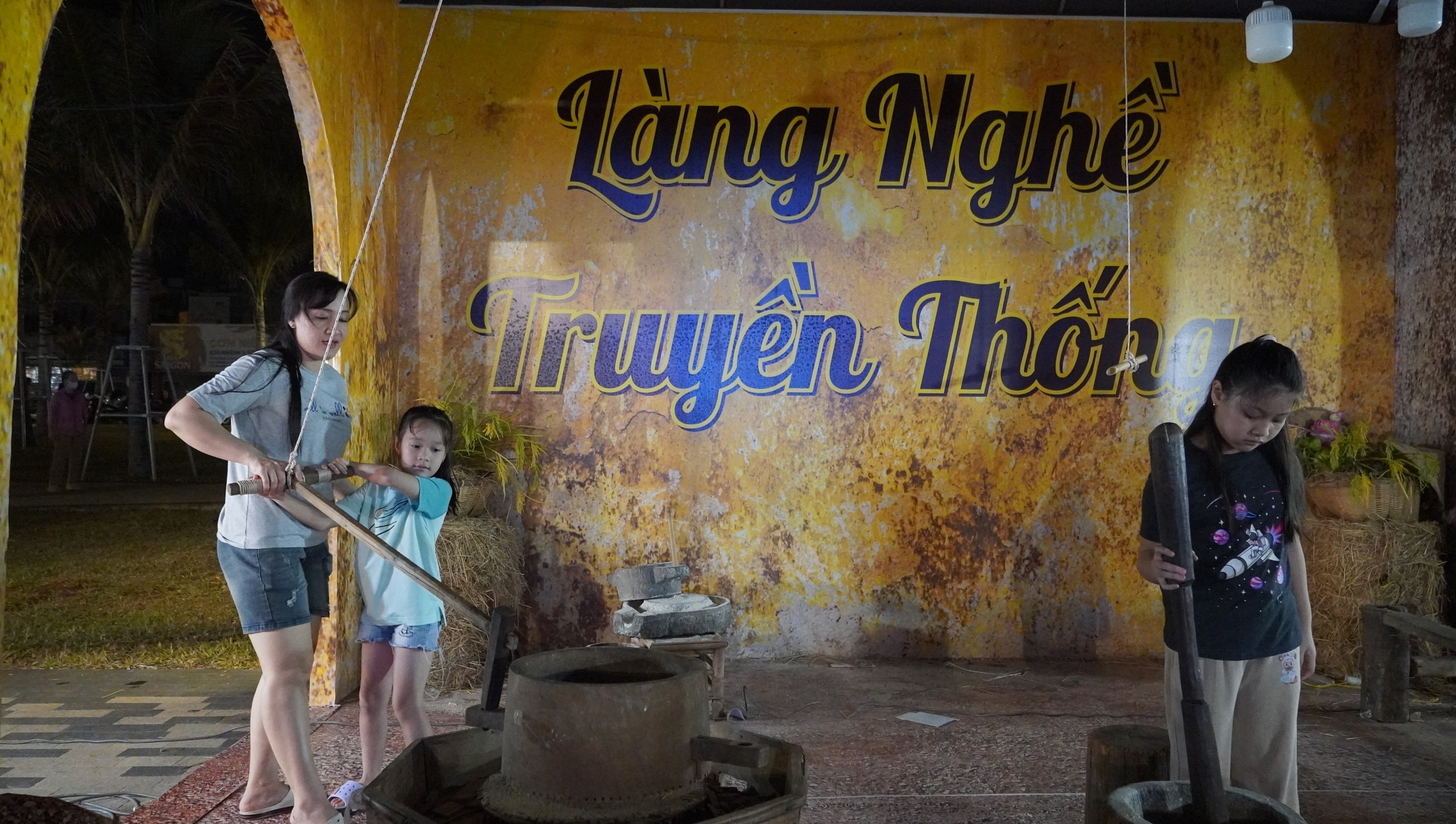 "Mỹ vị sóng ngàn" bùng nổ ẩm thực biển với hàng loạt món ăn hấp dẫn - Ảnh 5.