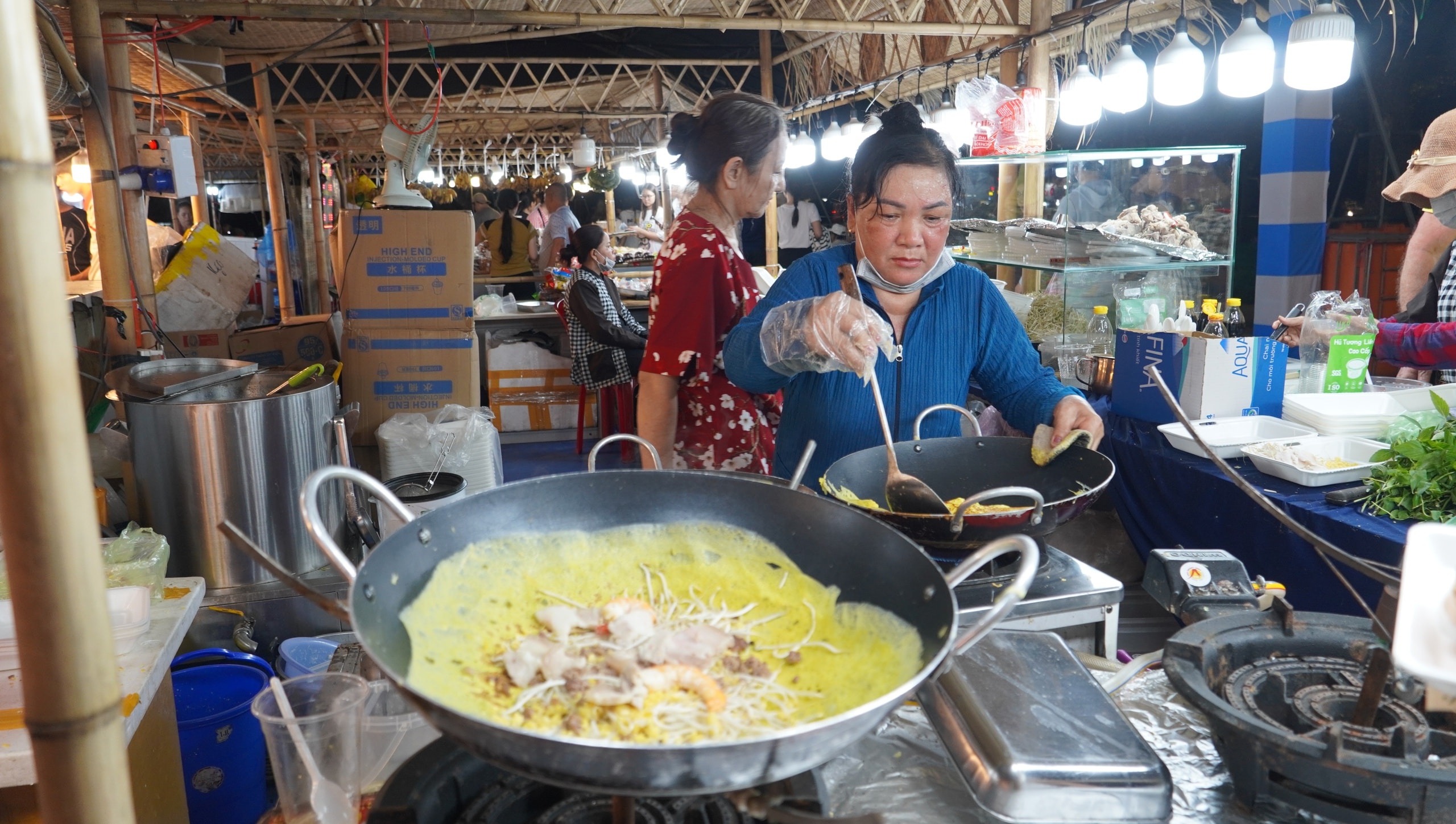 "Mỹ vị sóng ngàn" bùng nổ ẩm thực biển với hàng loạt món ăn hấp dẫn - Ảnh 4.