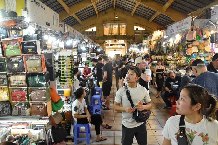 Nâng ngưỡng thuế hộ kinh doanh lên 500 triệu đồng: Giải pháp cho sự phát triển - Ảnh 1. Nâng ngưỡng thuế hộ kinh doanh lên 500 triệu đồng: Giải pháp cho sự phát triển - Ảnh 1.