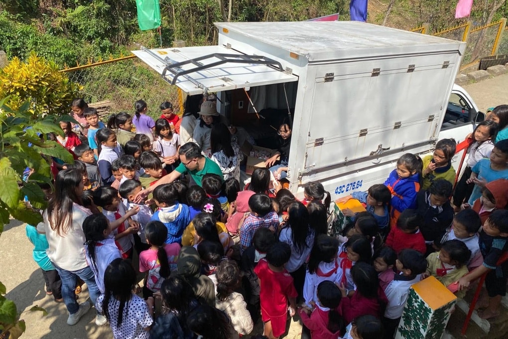 Vợ chồng 9X biến xe tải cũ thành nhà di động để phượt khắp đất nước - 3 Vợ chồng 9X biến xe tải cũ thành nhà di động để phượt khắp đất nước - 3