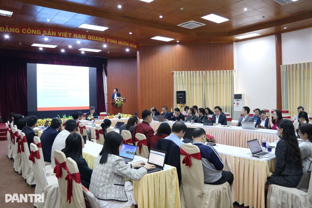 Tác động của đạo luật gốc với việc quản trị, điều chỉnh thị trường lao động - 1 Tác động của đạo luật gốc với việc quản trị, điều chỉnh thị trường lao động - 1