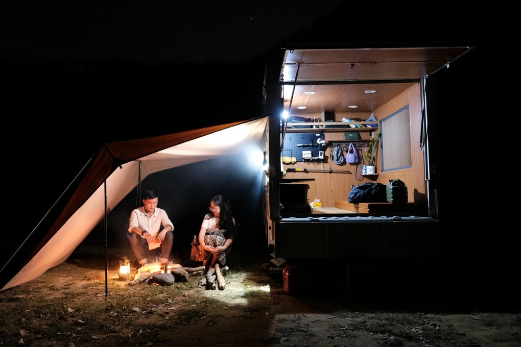 Vợ chồng 9X biến xe tải cũ thành nhà di động để phượt khắp đất nước - 2 Vợ chồng 9X biến xe tải cũ thành nhà di động để phượt khắp đất nước - 2