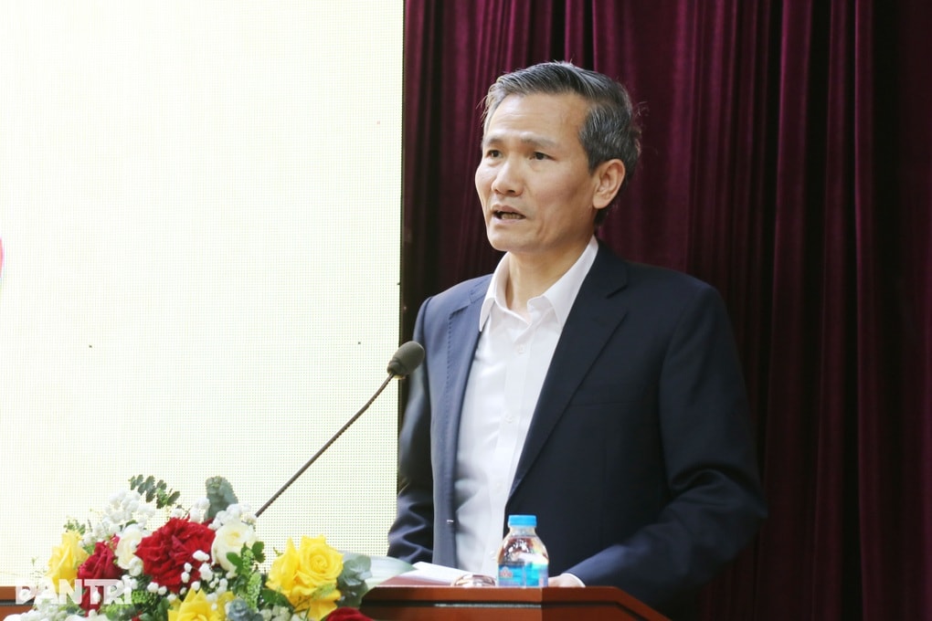 Tác động của đạo luật gốc với việc quản trị, điều chỉnh thị trường lao động - 2 Tác động của đạo luật gốc với việc quản trị, điều chỉnh thị trường lao động - 2