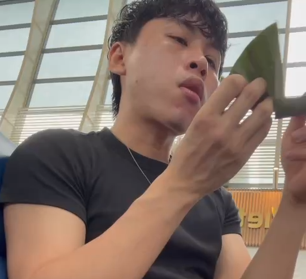 Khách Việt bỏ ở sân bay hàng chục cân xoài cóc và chuyện dở khóc dở cười - 2 Khách Việt bỏ ở sân bay hàng chục cân xoài cóc và chuyện dở khóc dở cười - 2