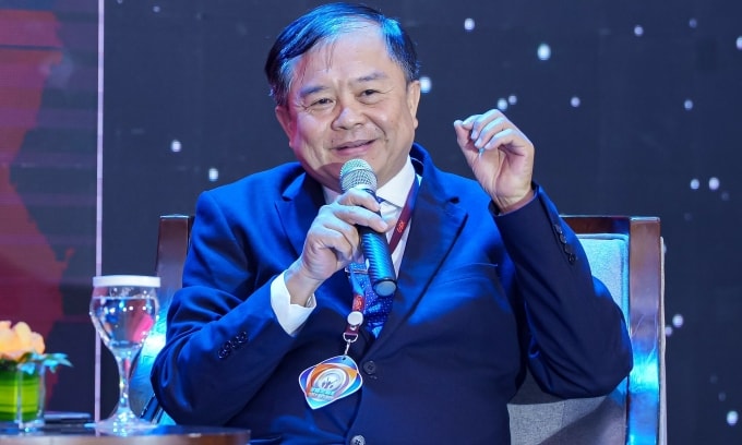 Bác sĩ Nguyễn Ngọc Anh Tuấn chia sẻ về bệnh não mô cầu. Ảnh: Thư Bùi