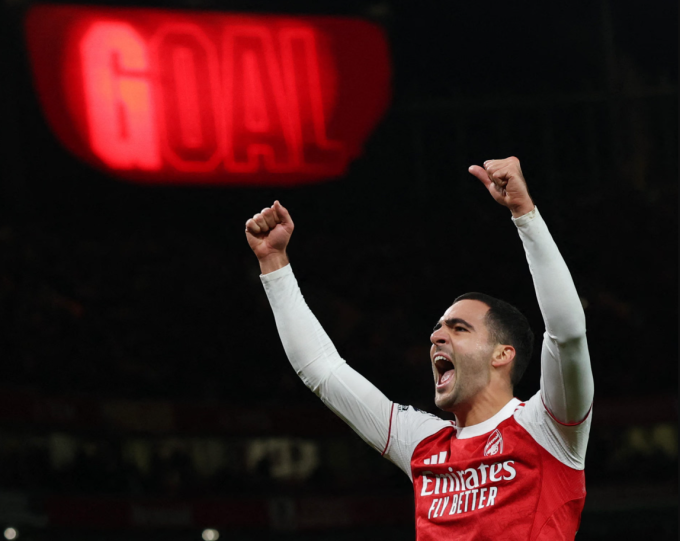 Mikel Merino mừng bàn mở tỷ số trong trận Arsenal thắng Brentford 2-0 ở vòng 14 Ngoại hạng Anh trên sân Emirates, London, Anh ngày 3/12/2025. Ảnh: Reuters