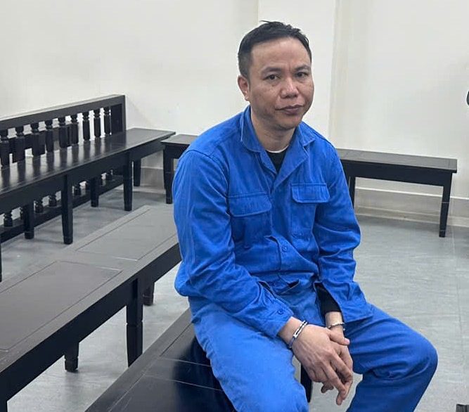 Bị cáo Nguyễn Bình Định tại tòa. Ảnh: Danh Lam