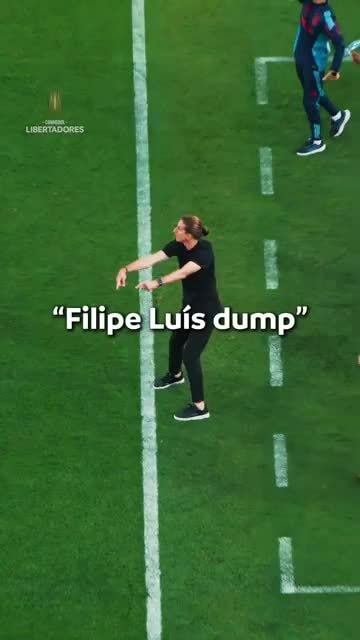 Filipe Luis ăn mừng chức vô địch Copa Libestadores