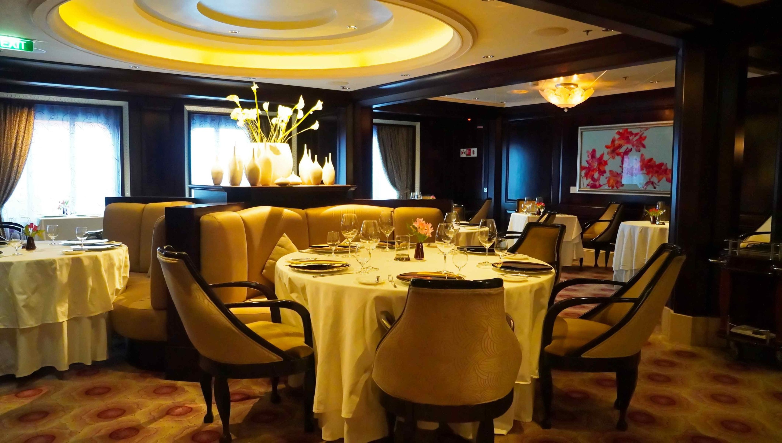 Tàu Celebrity Solstice trở lại Việt Nam mang theo 2 . 500 Du khách khám phá TPHCM - Ảnh 12. Tàu Celebrity Solstice trở lại Việt Nam mang theo 2 . 500 Du khách khám phá TPHCM - Ảnh 12.