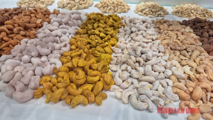 Trung Quốc ồ ạt mua hạt điều Việt Nam - Ảnh 1.