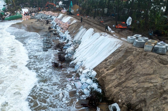 Đà Nẵng đề xuất Trung ương hỗ trợ 4.300 tỉ đồng để ứng phó thiên tai - Ảnh 1. Đà Nẵng đề xuất Trung ương hỗ trợ 4.300 tỉ đồng để ứng phó thiên tai - Ảnh 1.