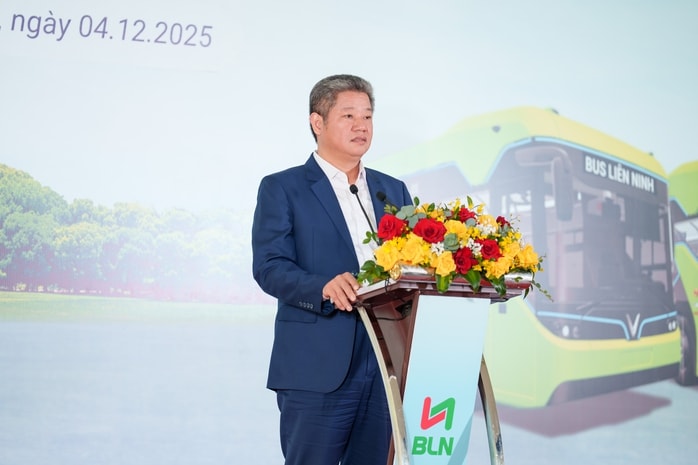 Doanh nghiệp Hà Nội đầu tư 400 tỉ đồng chuyển đổi 100 % sang xe buýt điện - Ảnh 1.