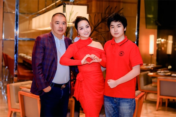 23 năm hôn nhân không bao giờ chồng 'biết ghen' của 'cô Trúc' Mai Thu Huyền- Ảnh 2.