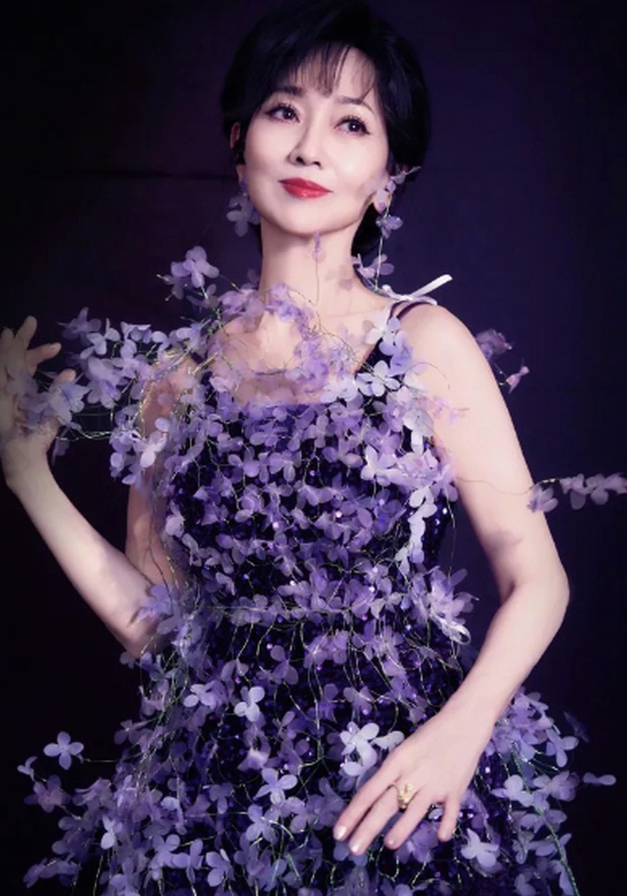 Triệu Nhã Chi vẫn là biểu tượng sắc đẹp của làng giải trí xứ hương cảng.