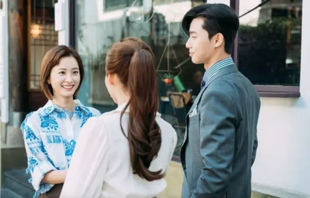 Phát hiện động trời về người tình bí mật của sếp ở công ty - 1