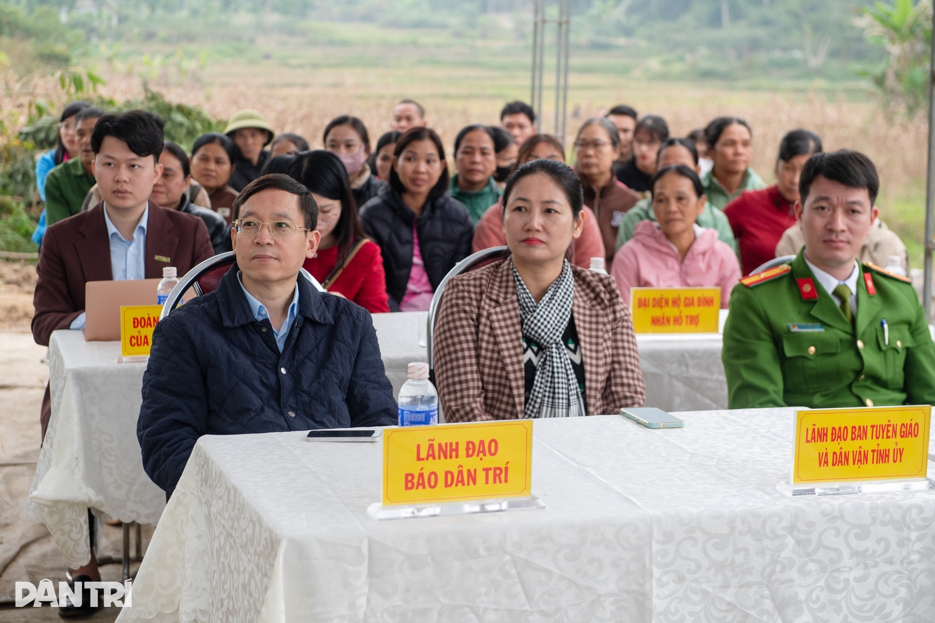 “Mong rằng ngọn lửa nhân ái sẽ lan tỏa và cháy mãi” - 2 “Mong rằng ngọn lửa nhân ái sẽ lan tỏa và cháy mãi” - 2
