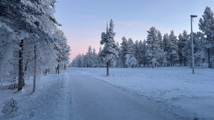 Khung cảnh tuyết trắng như trong cổ tích ở Lapland.