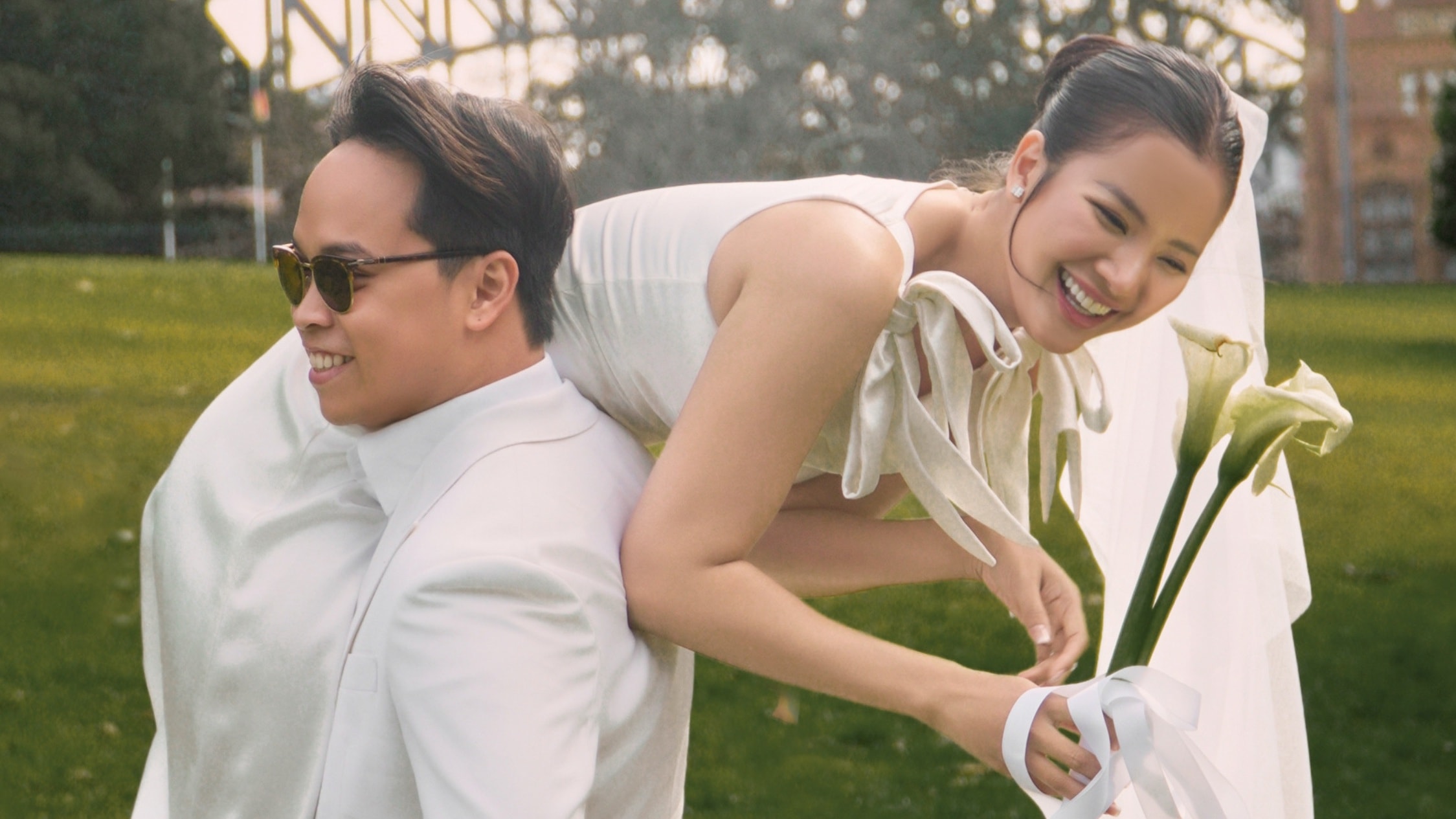 Ảnh cưới của Á hậu Hương Ly