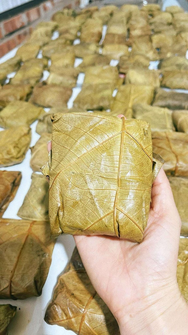 Món bánh đặc biệt của núi rừng Đông Bắc: Mỗi năm chỉ có một mùa, nghe tên thấy sợ nhưng được "săn lùng" - Ảnh 6.