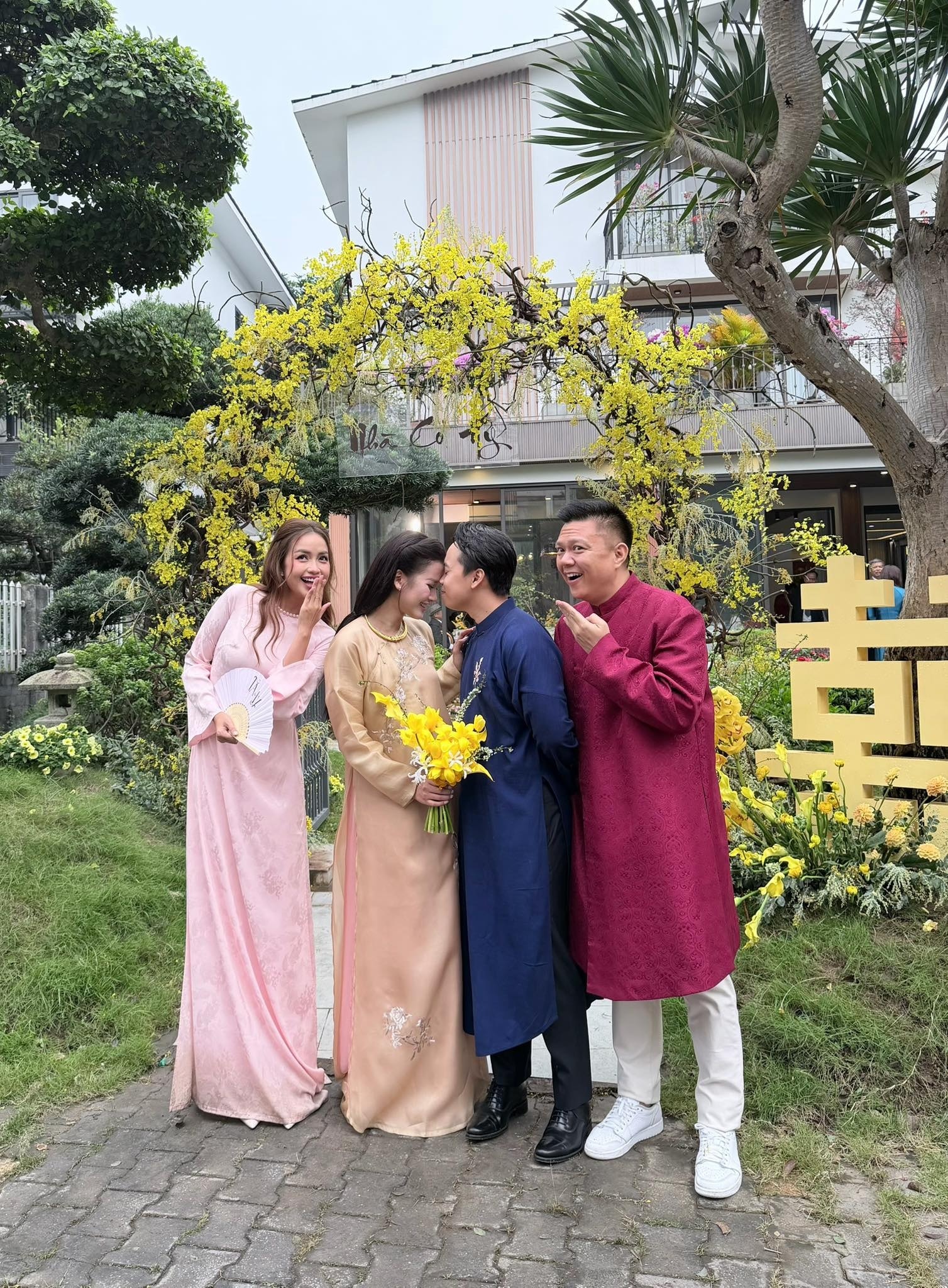 hương ly ảnh 1 huong ly anh 1