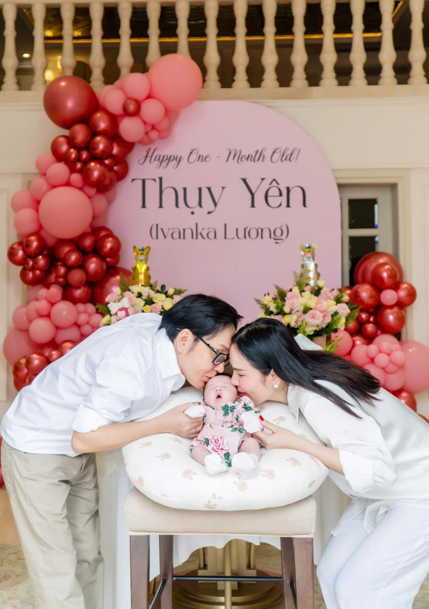 Nam NSƯT cải lương nức tiếng Sài Gòn ở tuổi U60 thức đêm cùng vợ chăm con mọn- Ảnh 3.