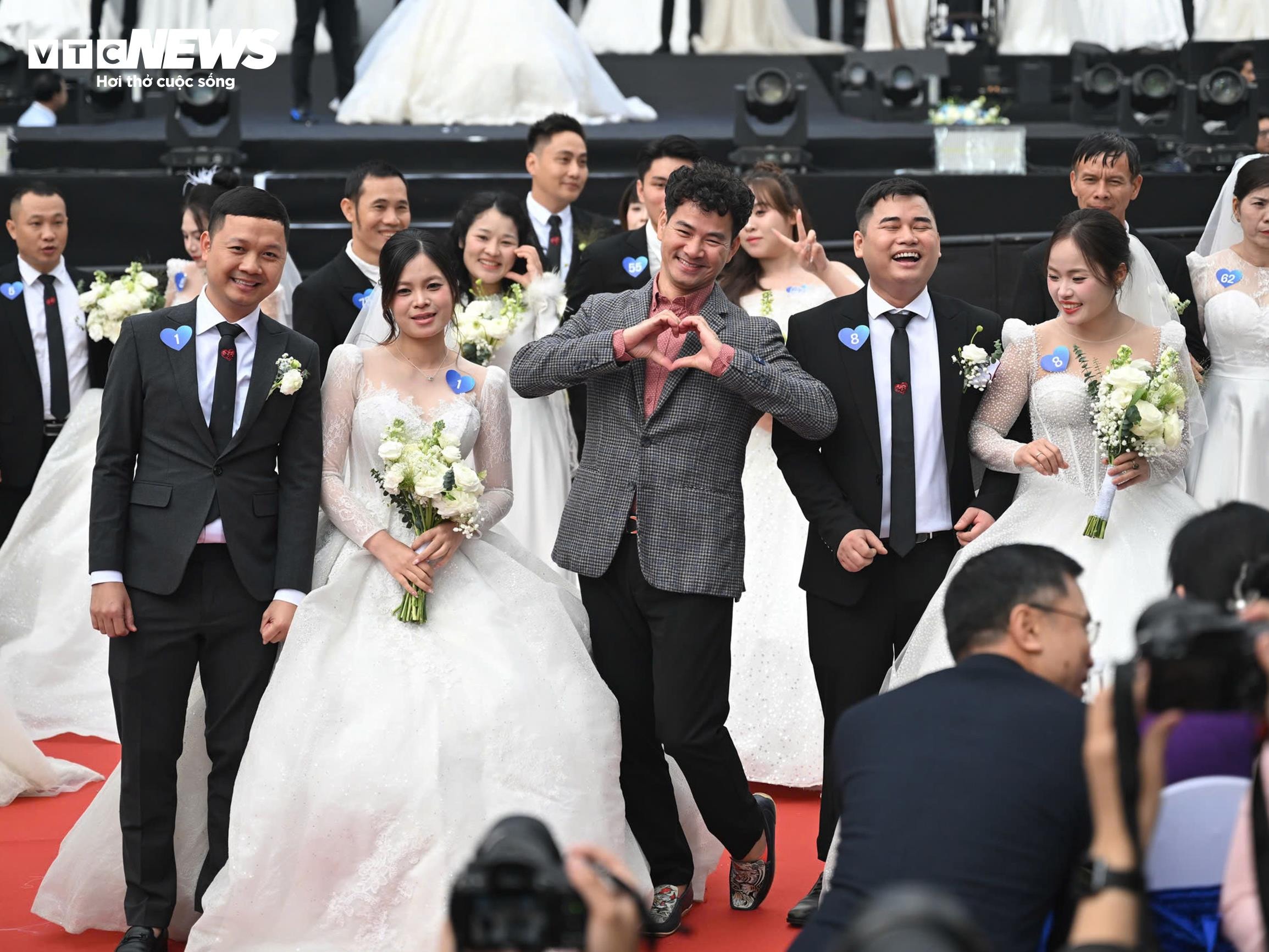 Lễ cưới tập thể của 80 cặp đôi – hình ảnh biểu tượng cho hành trình 80 năm độc lập – tự do – hạnh phúc của dân tộc là điểm nhấn của chuỗi sự kiện.