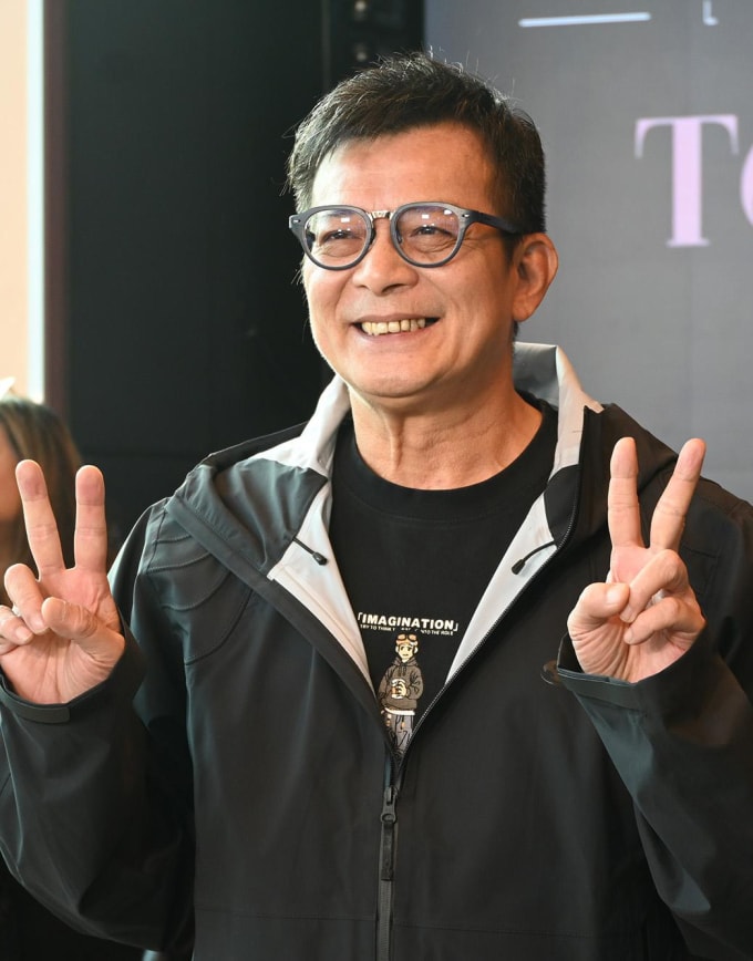 Huỳnh Nhật Hoa tuổi lục tuần. Ảnh: AM 730