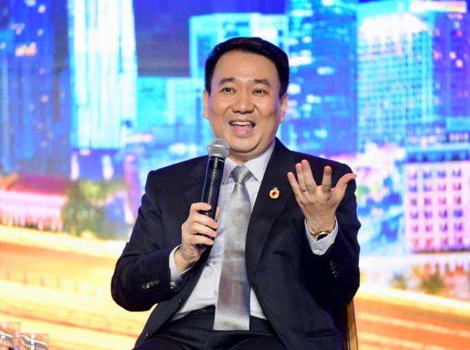 Ông Lê Trí Thông, Chủ tịch Hội Doanh nhân trẻ TP HCM (YBA) tại hội thảo. Ảnh ban tổ chức