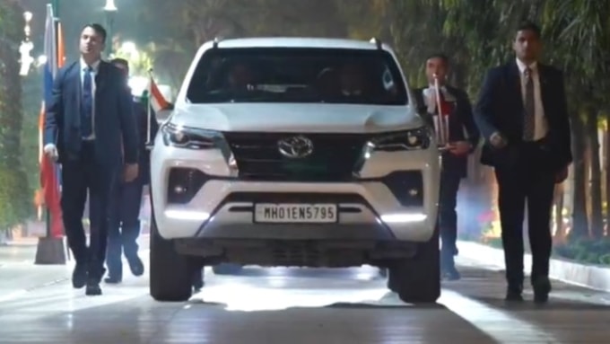 Chiếc Toyota Fortuner được dùng để đón Tổng thống Putin. Ảnh: India Times