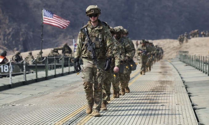 Binh sĩ Mỹ tham gia một cuộc tập trận chung với Hàn Quốc tại Yeoncheon hồi tháng 3. Ảnh: Reuters