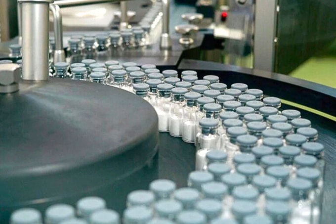 Vaccine sốt xuất huyết trong nhà máy sản xuất tại Viện Butantan, hiện đã đóng gói được hơn một triệu liều. Ảnh: SciDev