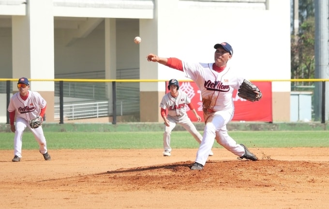 Việt Nam thua Lào ở lượt ba môn bóng chày nam SEA Games 33, trên sân bóng chày thuộc Trung tâm thể thao Queen Skirits ở Pathum Thani, Thái Lan ngày 7/12/2025. Ảnh: BAT