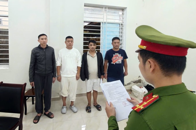 Bốn bị can bị bắt giam. Ảnh: Thành Anh