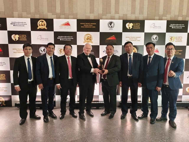 Tuyên Quang đón nhận danh hiệu “Điểm đến văn hóa hàng đầu thế giới 2025” tại Lễ trao giải World Travel Awards - Ảnh 1.